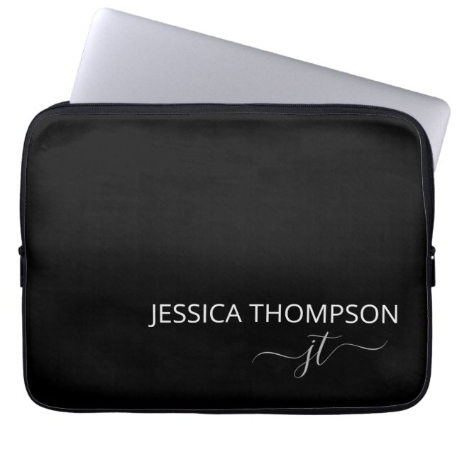 Modern monogram naam stijlvol zwart wit laptop sleeve (Voorkant)