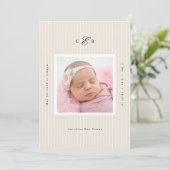 Modern Monogram Photo Birth Announcement Aankondiging (Staand voorkant)