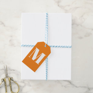 Modern monogram sinaasappel wit aangepaste initiaa cadeaulabel
