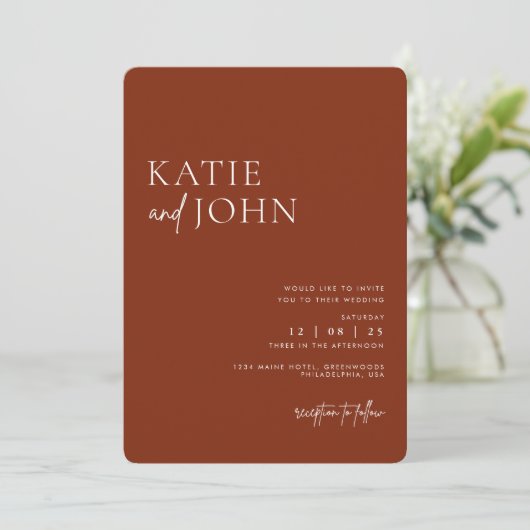 Modern Monogram Terracotta Boho Wedding Kaart (Staand voorkant)