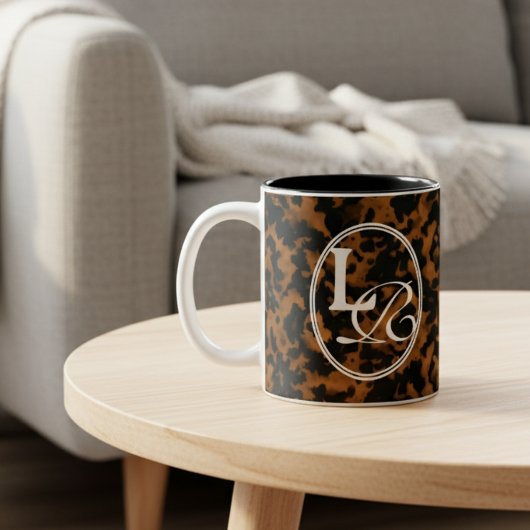 Modern Monogram Tortoise Shell Print Tweekleurige Koffiemok