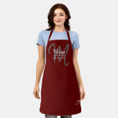 modern monogram voor een chef-koepelkoek met donke schort (Gedragen)