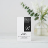 Modern Monogram White Black Plain Visitekaartje (Staand voorkant)