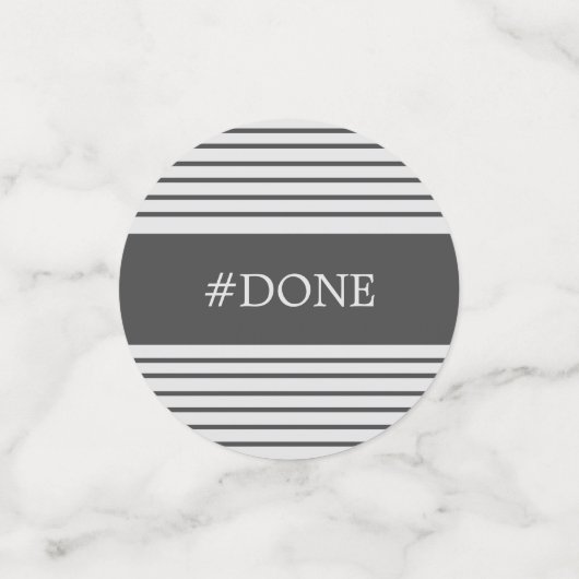 Modern Monogram Zilver Grijs Graduation Party Confetti (Kleine voorkant)