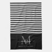 Modern Monogram Zwart Wit Stripes Script Naam Theedoek (Verticaal)