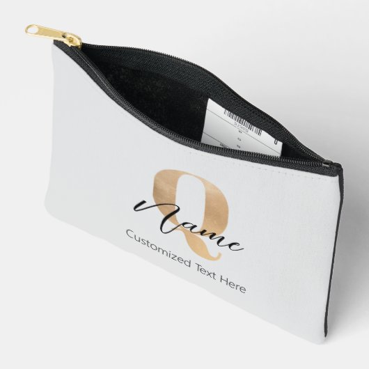 Modern Monogrammed Initial Q & Name Personalized Etui (Open)