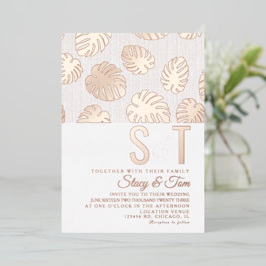 Modern Monstera Leaf Wedding geperst Folie Uitnodiging (Staand Voorkant)