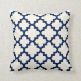Modern Moroccan Quatrefoil in Cream Navy Blue Grey Kussen