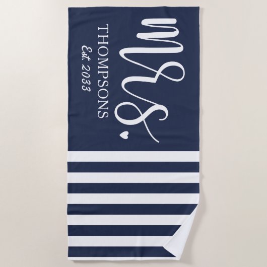 Modern Mrs Script Nautical Navy & White Stripes Strandlaken (Voorkant)