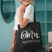 Modern Mrs. White en Zwart Script Wedding Monogram Tote Bag