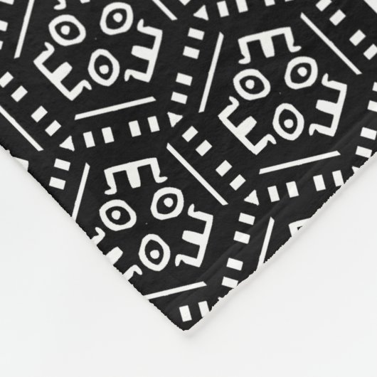 Modern Mudcloth Fleece Blanket, 50 x 60 inch (Hoek)
