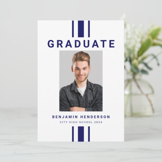 Modern Navy Blue Boy Foto Afstuderen Aankondiging (Staand voorkant)