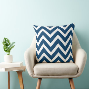 Modern Navy Blue en White Chevron Stripes Kussen