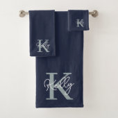 Modern Navy Blue Monogram script Bad Handdoek (Insitu)