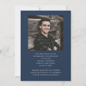 Modern Navy Blue Photo Boy Afstuderen Aankondiging (Achterkant)