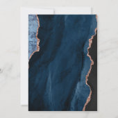 Modern Navy Blue Roos Gold Agate Script Wedding Kaart (Achterkant)