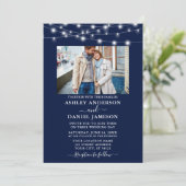 Modern Navy Blue String Lights Photo Wedding Kaart (Staand voorkant)