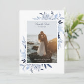 Modern Navy Blue Waterverf Floral Save the Date Kaart (Staand voorkant)