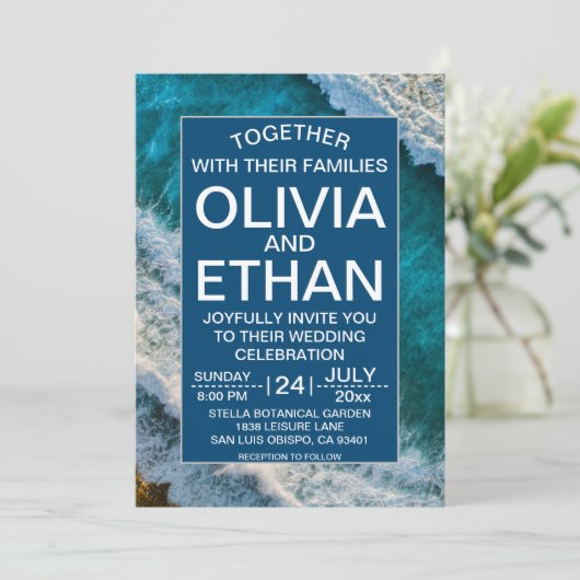 Modern Navy Blue Waves Summer Beach Wedding Kaart (Staand voorkant)