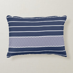 Modern Navy Blue White Stripes Chevron Pattern Accent Kussen