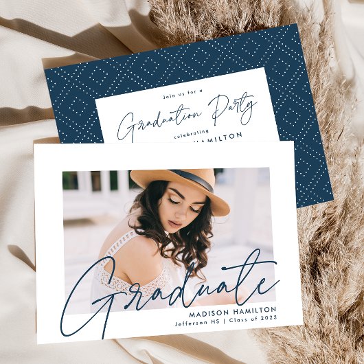 Modern Navy Script Photo Graduation Party Kaart
