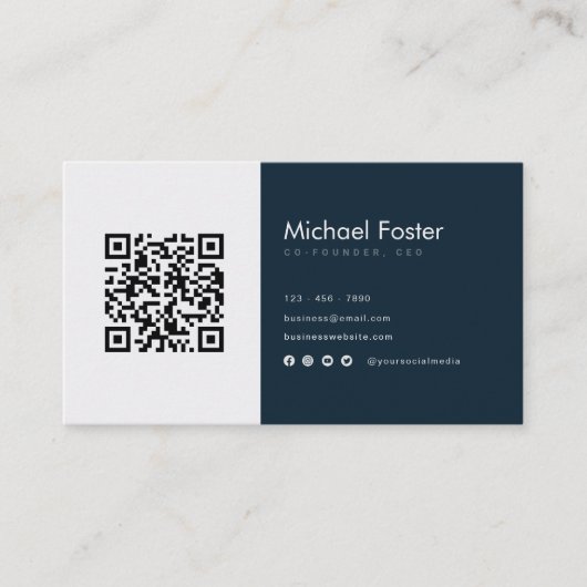 Modern Navy White CEO Scannable Arcode Visitekaartje (Voorkant)