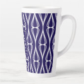 Modern Navy White Pattern Monogram Latte Mok (Rechts)