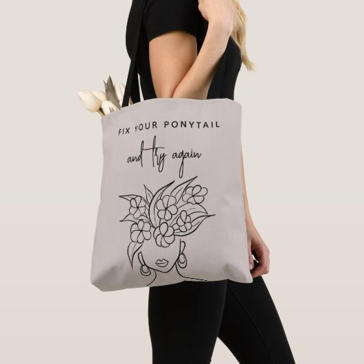 Modern Neutraal Probeer opnieuw Vrouw met Bloemen Tote Bag (Dichtbij)