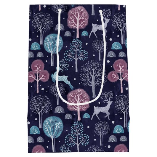 Modern Night Forest Deer Medium Cadeauzakje (Achterkant)