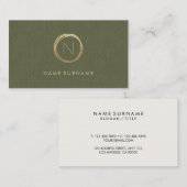 Modern Olive Green Linen Elegant Gold Monogram Visitekaartje (Voorkant / Achterkant)