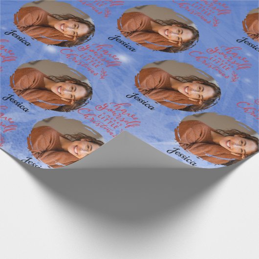 Modern One foto naam Blue Christmas Cadeaupapier (Hoek)