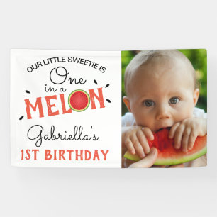 Modern One in a Melon 1e verjaardagsfoto Spandoek