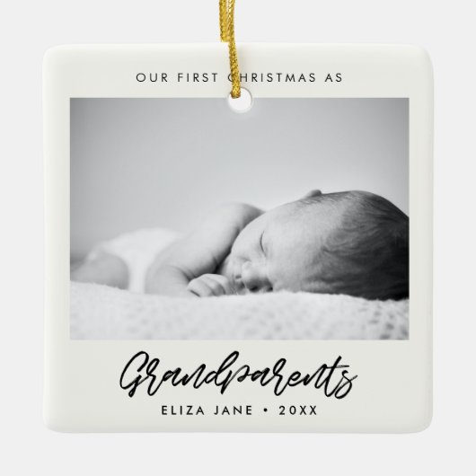Modern Onze eerste kerst als grootouders foto Keramisch Ornament (Voorkant)