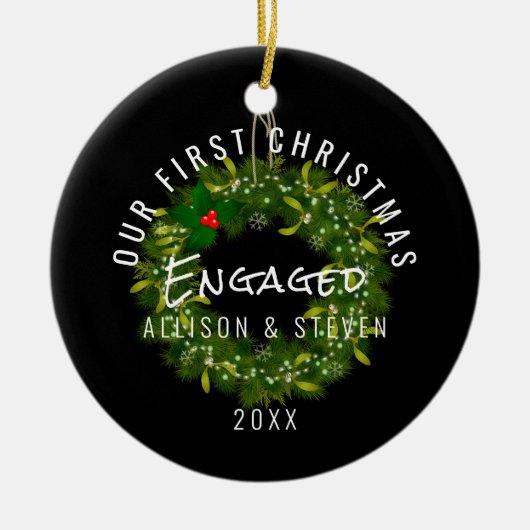 Modern onze eerste kerst met Greenery Wreath Keramisch Ornament (Voorkant)