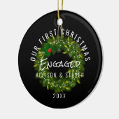 Modern onze eerste kerst met Greenery Wreath Keramisch Ornament (Links)