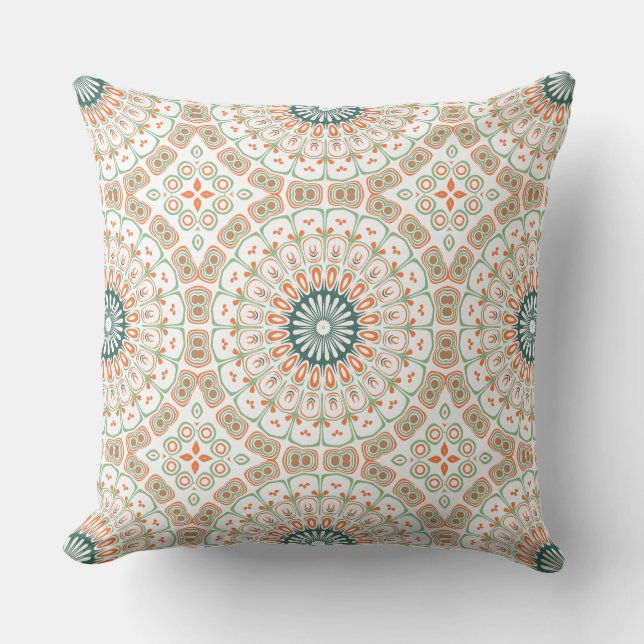 Modern Oranje en Groen Mandala Patroon Kussen (Voorkant)