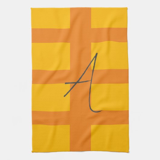 Modern Oranje Geel Kleur Monogram Naam Initiaal Theedoek (Verticaal)