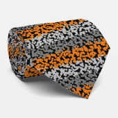 Modern oranje zwart horizontaal strepenpatroon stropdas (Opgerold)