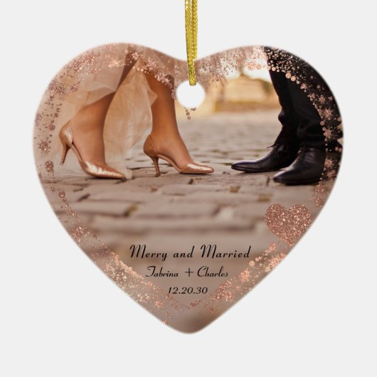 Modern Our First Christmas As Mr & Mrs gold heart Keramisch Ornament (Voorkant)