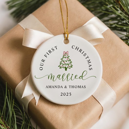 Modern Our First Christmas Married Photo Keramisch Ornament