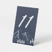 Modern Outdoor Mountain Pine Tree Tafelnummer Reclamebord Met Voetstuk (Voorkant)