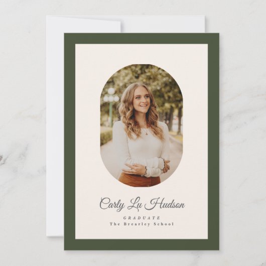 Modern Oval Green High School Photo Graduate Aankondiging (Voorkant)