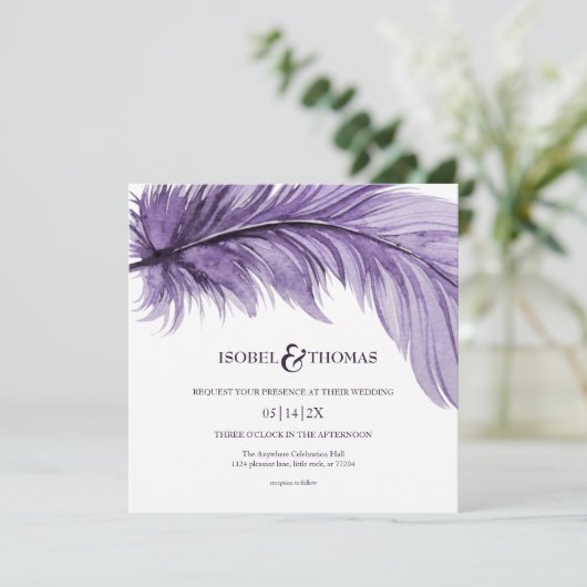 Modern Paars Boho Feather Whimsical Wedding Kaart (Staand voorkant)