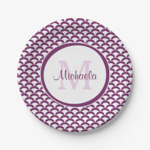 Modern Paars en Witte Schelpen Monogram en Naam Papieren Bordje