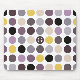 Modern paars geel polka stippen patroon monogram muismat