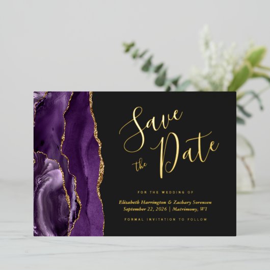 Modern Paars Gold Agate Dark Save the Date Folie Uitnodiging (Staand Voorkant)