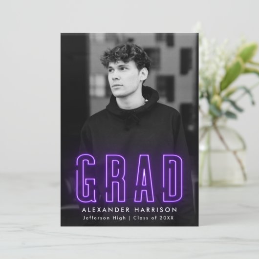 Modern Paars Neon Vertical Photo Afstuderen Aankondiging (Staand voorkant)