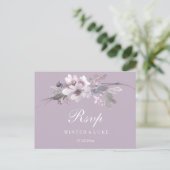 Modern Paars Winter Floral Wedding RSVP Briefkaart (Staand voorkant)