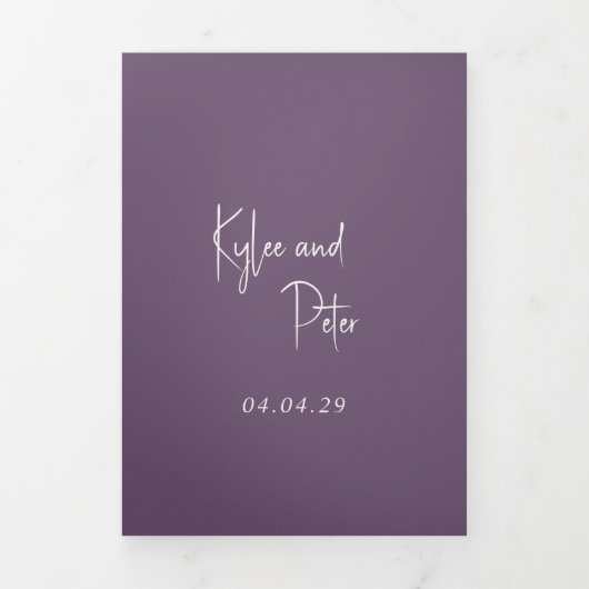 Modern Paarse handgeschreven script Elegant Weddin Drieluik Uitnodiging (Cover)