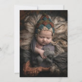 Modern Paarse Initiaal Introductie Nieuwe Baby Fot Aankondiging (Achterkant)